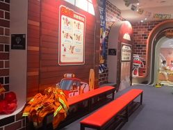 -奈尔宝家庭中心·亲子餐厅(华采天地店)