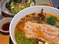 -SHAN山(前滩太古里店)