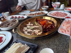 -小天鹅火锅·一线江景洪鼎旗舰店(洪崖洞店)
