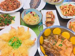 -洁神饭庄·海鲜·青岛菜·30年老字号(五四广场店)