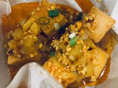 -霸蛮湖南菜·牛肉粉(荣京西街店)