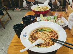 -贯一台湾牛肉面(八一七中路店)