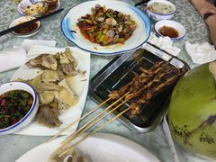 -范饭椰林川湘味海鲜·椰子鸡(三亚湾椰梦长廊店)