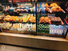 -星巴克(浦东机场T2到达店)