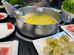 -红菇坊鲜汤火锅(淮河街店)