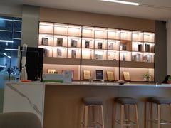 -利豪广厦吉利专营店