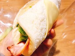 -东哥面包(江宁大润发店)