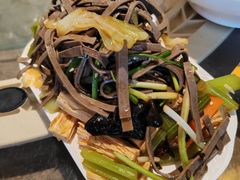 凉菜拼盘-华盛园卷子王农家菜水库鱼