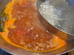 -由衷贵州酸汤牛肉火锅(新桥店)