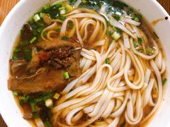 -矮子粉店1985·长沙米粉(湘春路店)
