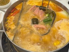 -樾餐厅泰式海鲜火锅(民歌湖店)