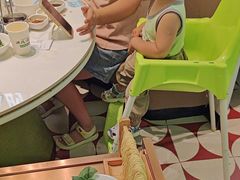 -洪氏嗨捞·广东猪肚鸡·椰子鸡火锅(西咸万象城店)