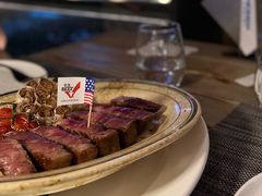 -MONICH牛排融合餐厅(和义大道购物中心店)