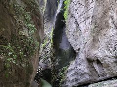 -龙水峡地缝景区