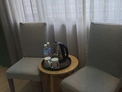 -宸玥酒店(成都西南财大地铁站店)