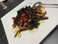黑鸡枞菌炒爽肉-童福兴·南京菜(老门东店)