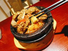 石锅手打牛肉丸-潮堂(环球金融中心店)
