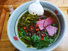 -呼啦面馆·头牌豌杂面(爱琴海店)