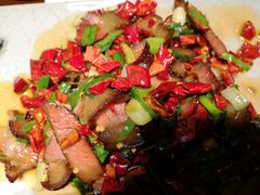 -阿瓦山寨·湘菜现炒·剁椒鱼头王(咸阳总店)