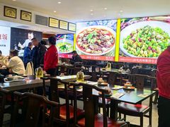 -川流不息·地道川菜·小龙虾(松东路店)