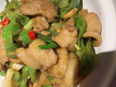 -辣尚瘾·烤鱼·新川菜(牡丹园直营店)
