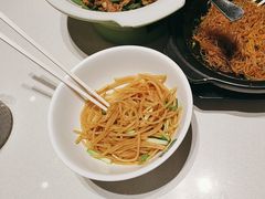 -绿草地·湘菜(悦方ID mall店)