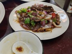 -余杨鸭鸭餐厅