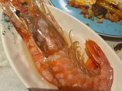 -雍容荟帝王蟹活龙虾展台自助(IFS黑金店)
