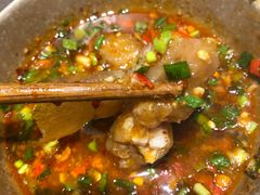 -肖肖酸萝卜鱼火锅(总店)