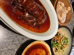 天王烤鸭包-南京大牌档(青岛万象城店)