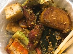 -二钢串叔麻辣烫(华龙大厦店)