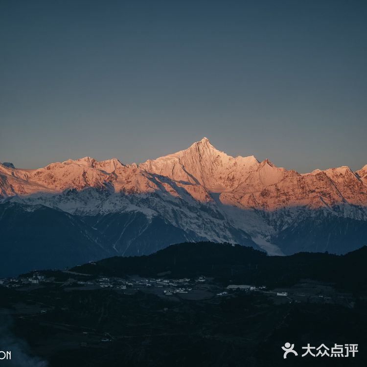 梅里雪山日照金山拍摄攻略🌅见证最美雪山日出！
