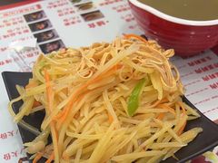 -孔一凡·手工饺子(时尚明苑店)
