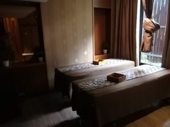 -静 泰养生(黄金城道店)