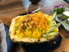 泰式凤梨菠萝炒饭-Hi YOU你的饭局泰餐厅(雍和宫店)
