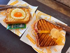 -Roast8ry Coffee Lab