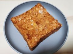 布列塔尼焦糖坚果吐司-嬉游麦田烘焙