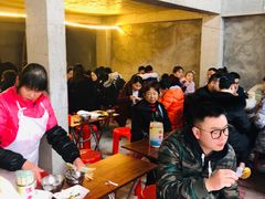 -陈老添美食店(宝华路店)