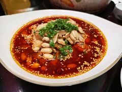 -铜锣湾·有麝自然香(渝北财富中心店)