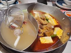 -左庭右院鲜牛肉火锅(金山万达店)