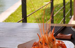 Pickled Plum Wine-Steamed Large Shrimp