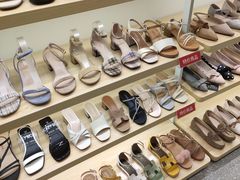 -hotwind热风(民盈山国贸店)