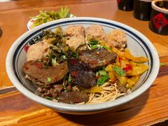 -矮子粉店1985·长沙米粉(湘春路店)
