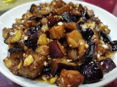 -巷子深菜馆·津门肘子(滨海店)