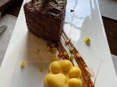 甜品游乐园-YUE·6·西式融合餐厅(外滩六号店)