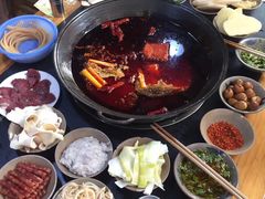 -星鸿社重庆老火锅(燃灯寺分店)