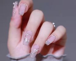-雪奈传统美甲美睫