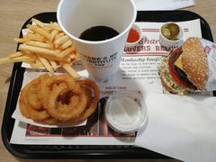 -The Habit Burger Grill 哈比特汉堡(复兴soho店)