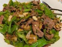 招牌辣椒炒肉-破三川·新川菜(静安大融城店)