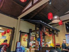 -富正毅三下锅·湘西韵味(天门山索道店)